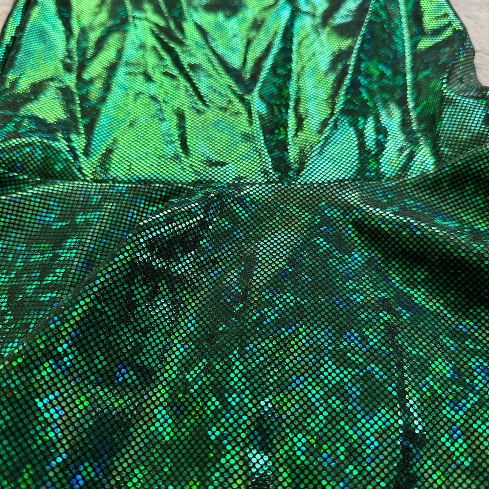 Green Mermaid iridescent Skirt - Picture 2 of 2